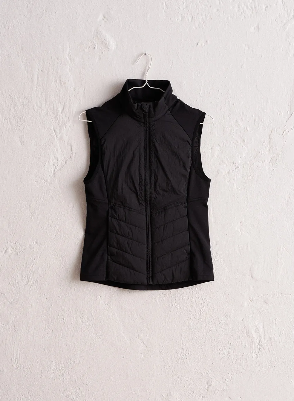 Løpejakker|Treningsjakker^AIM’N Black Hybrid Vest
