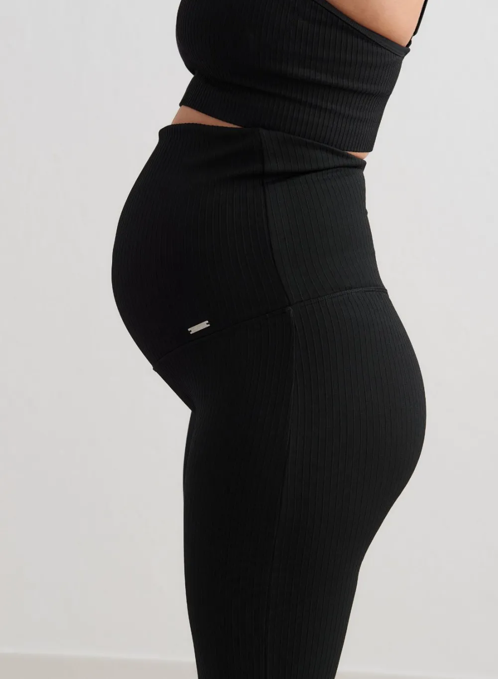 Treningstights|Ribbete Tights^AIM’N Black Ribbed Seamless Flare Maternity Tights
