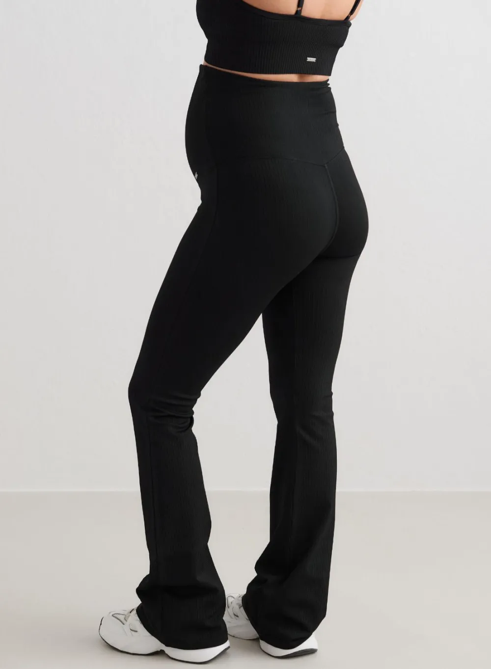Treningstights|Ribbete Tights^AIM’N Black Ribbed Seamless Flare Maternity Tights