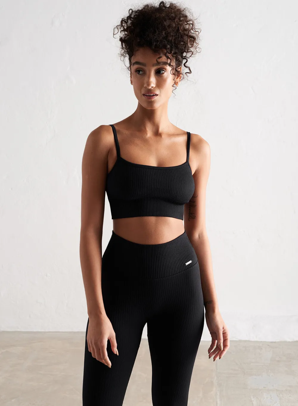 Ribbed Sports Bras|Seamless Sports Bras^AIM’N Ribbed Seamless Strap Bra Black