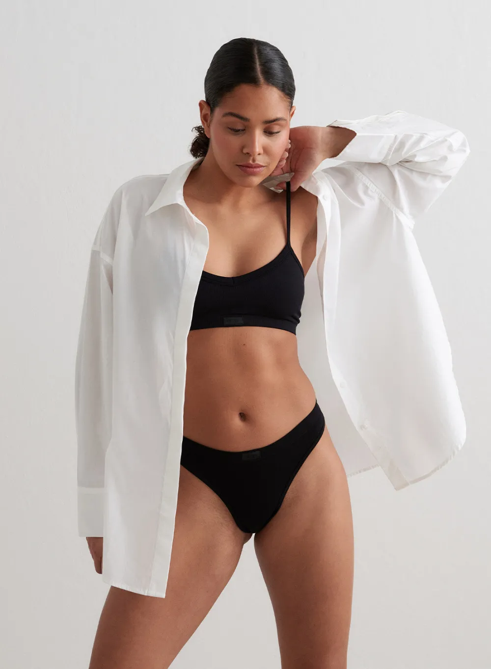 BH^AIM’N Seamless Bra Black