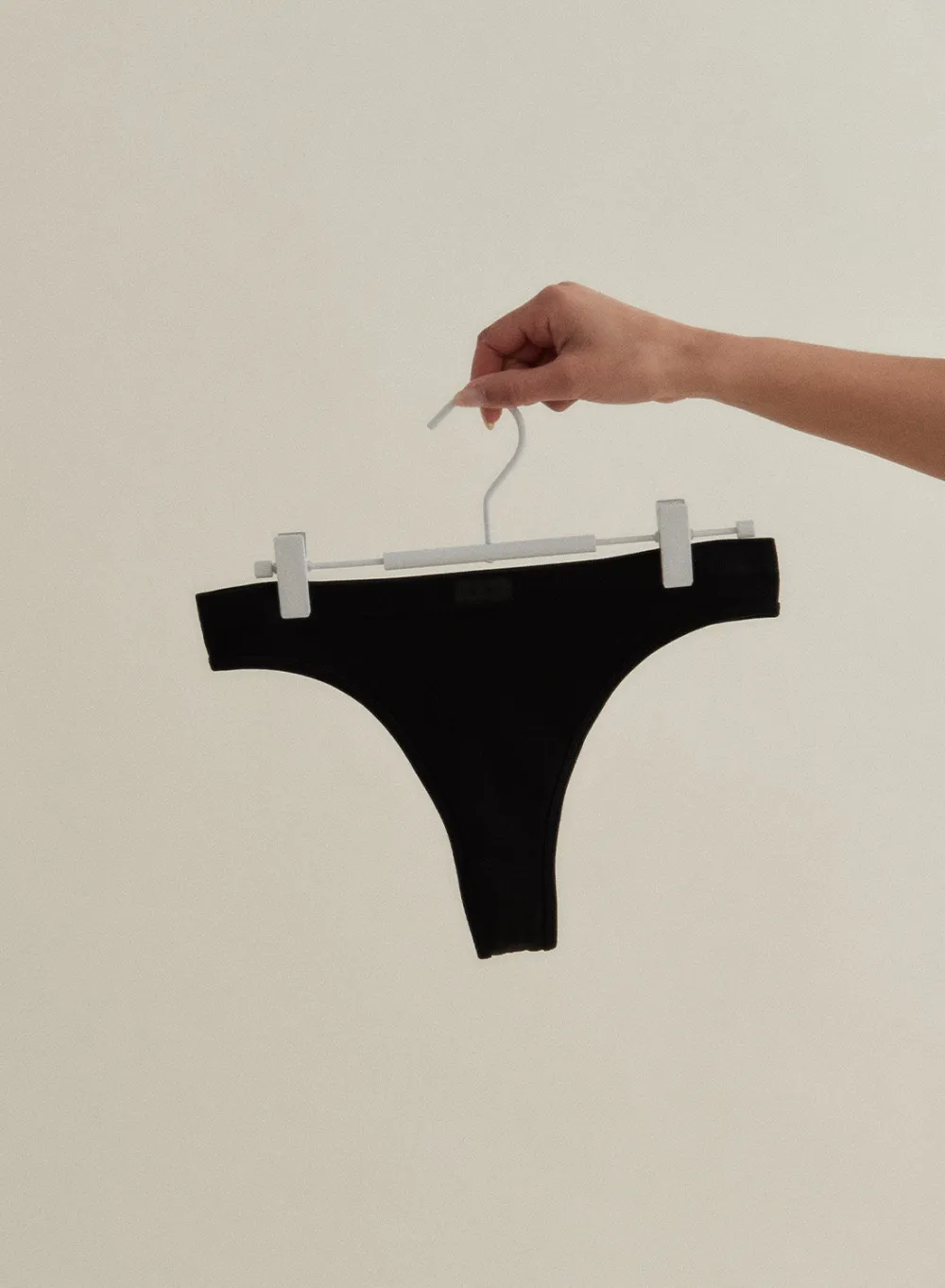 Truser^AIM’N Seamless Thong Black