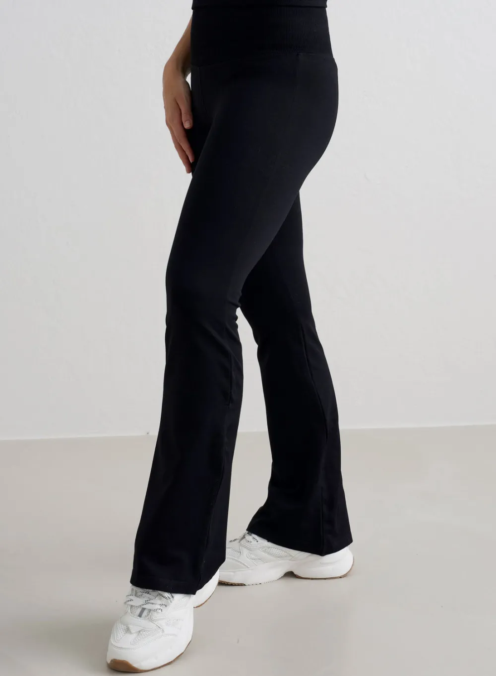 Treningstights|Flare Leggings & Tights^AIM’N Black Shape Seamless Flare Petite Tights
