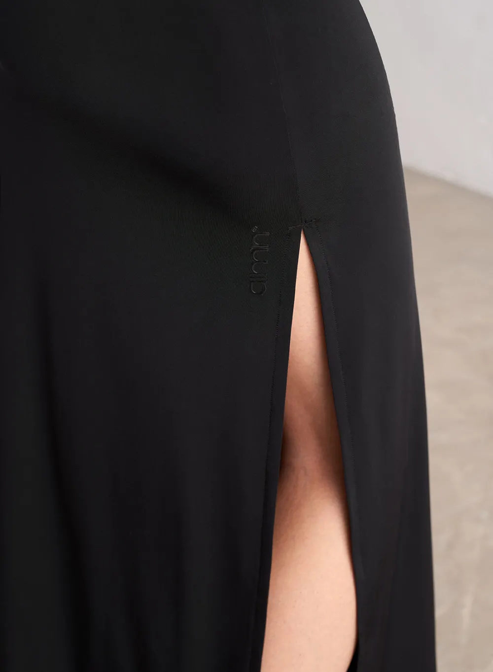 Skjørt^AIM’N Black Sheer Tech Skirt