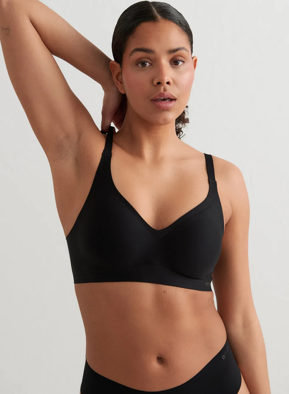 BH^AIM’N Black Soft Bra