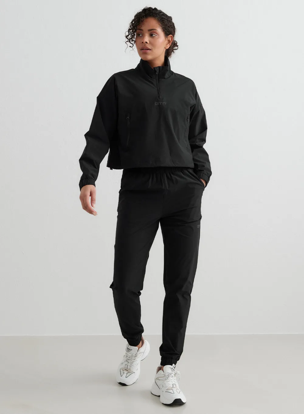 Løpejakker|Treningsjakker^AIM’N Windbreaker Jacket Black