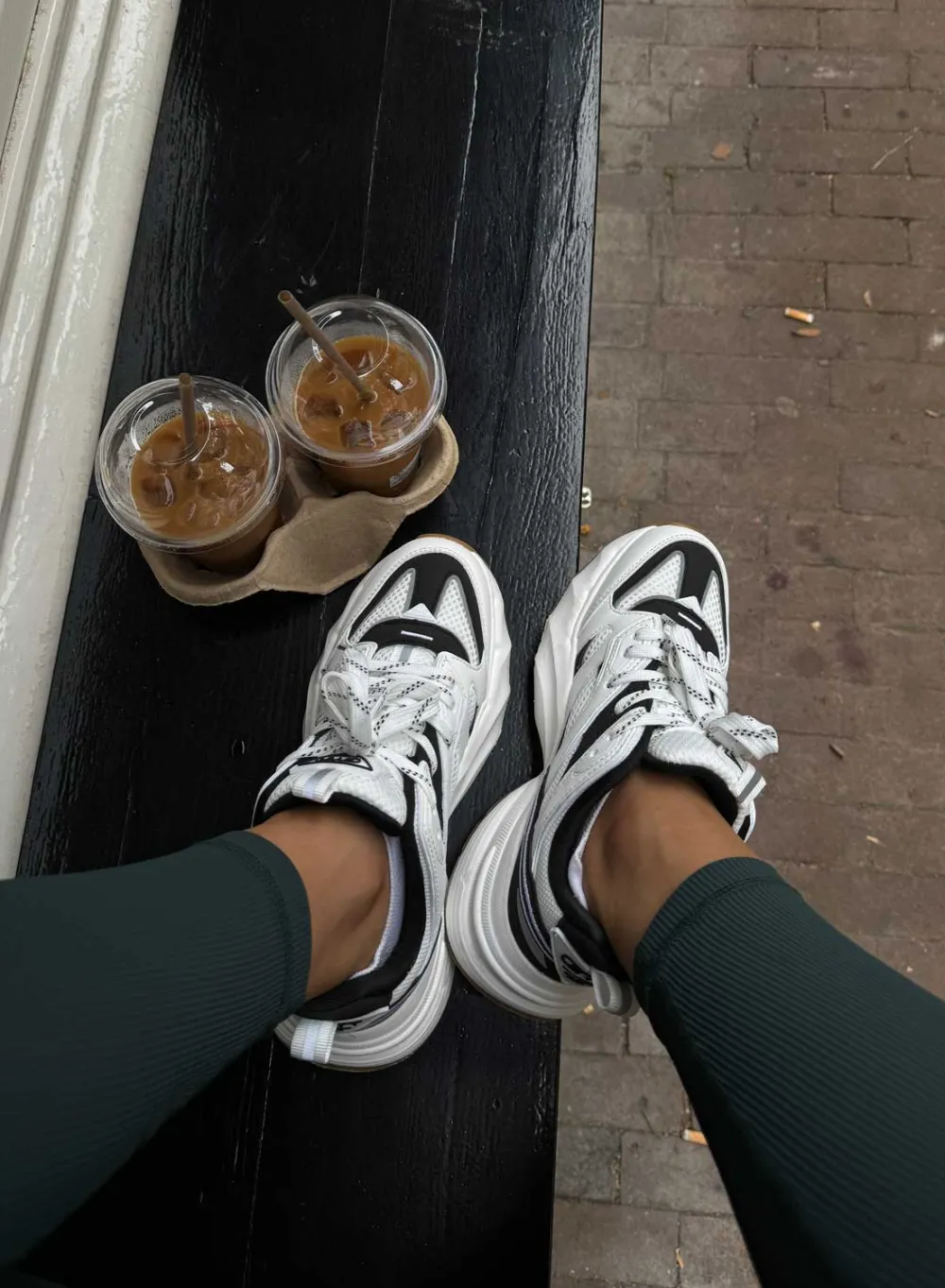 Sneakers^AIM’N Black/white Athena 100 black / white