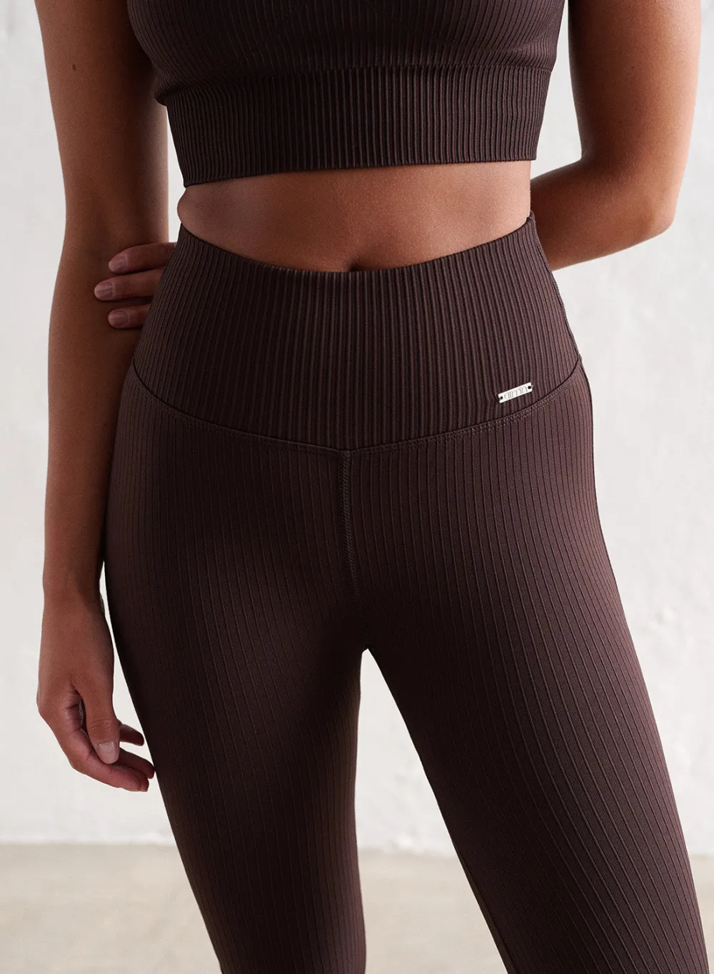 Treningstights|Ribbete Tights^AIM’N Ribbed Seamless Flare Petite Tights Cacao