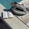 Treningsposer^AIM’N Off-white Beach Tote Bag