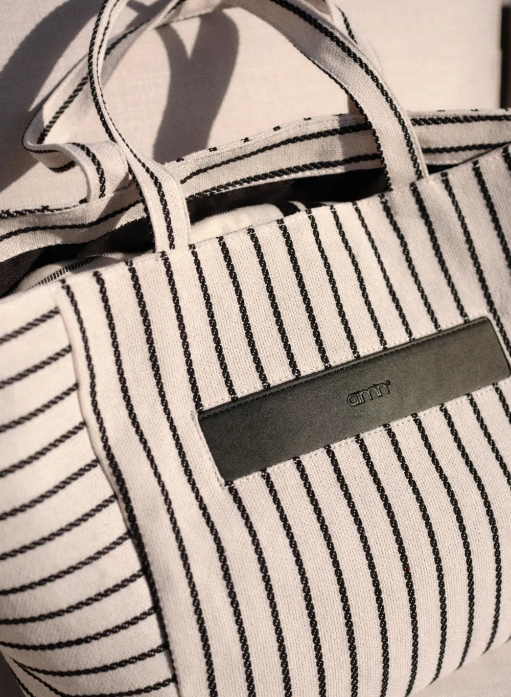 Treningsposer^AIM’N Off-white Beach Tote Bag