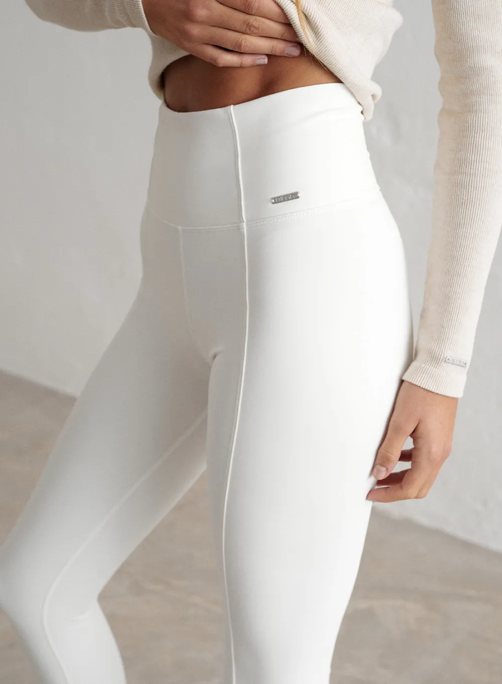 Treningstights^AIM’N Off-White Warming Pintuck Tights Off white