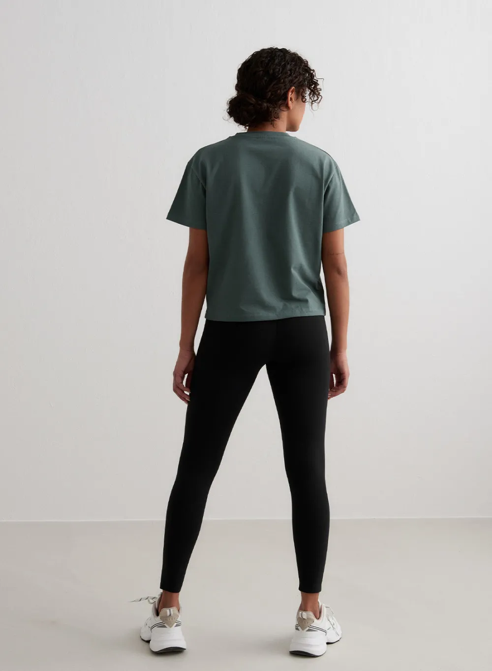 T-skjorter|T-shirts Til Hverdags^AIM’N Serif Boxy T-shirt Sage