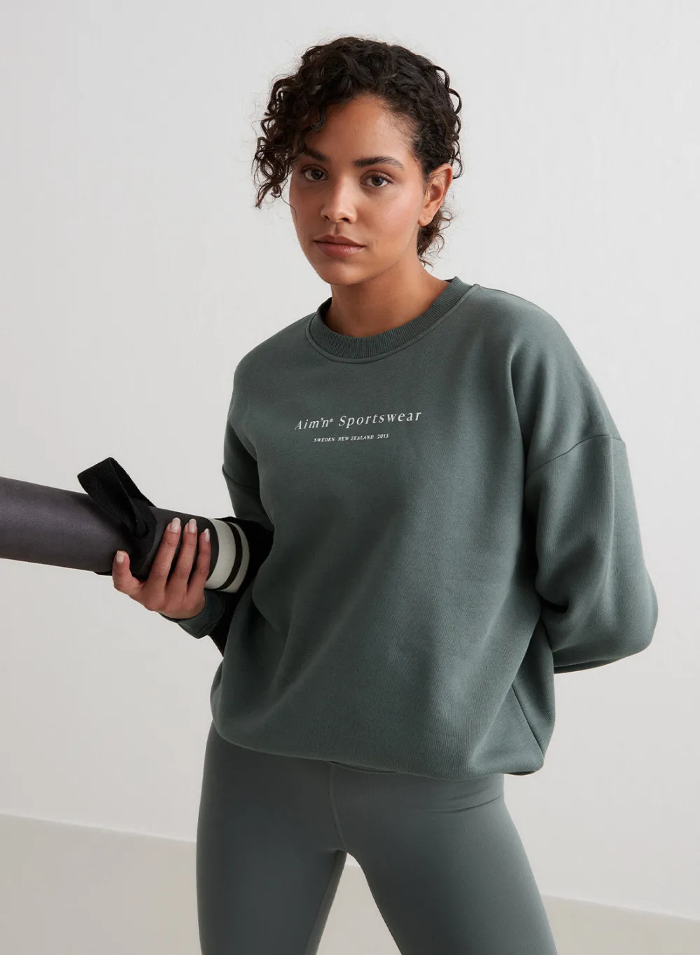 Langermede Skjorter|Sweatshirts^AIM’N Serif Sweatshirt Sage