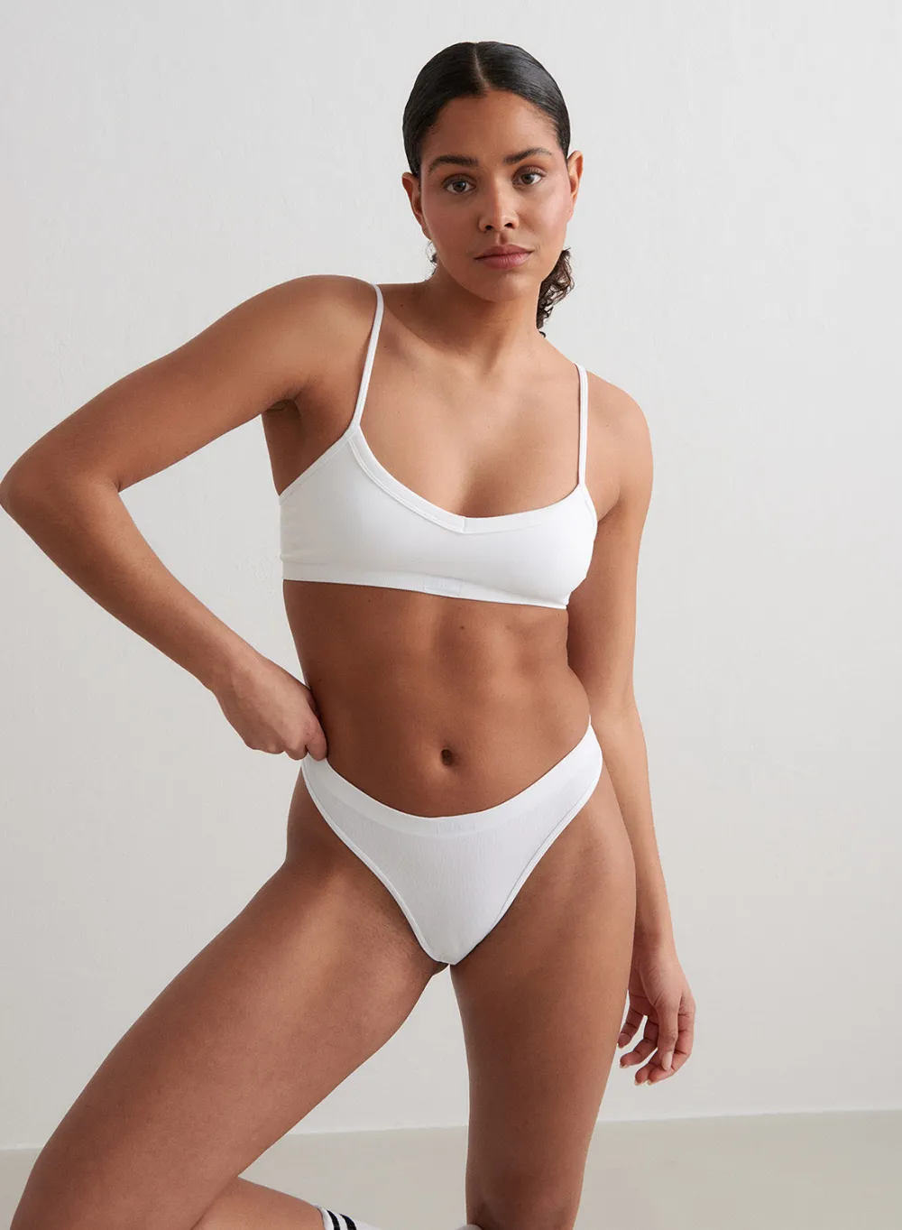 Truser^AIM’N Seamless Thong White