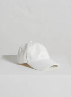 Caps^AIM’N Small Logo Cap White
